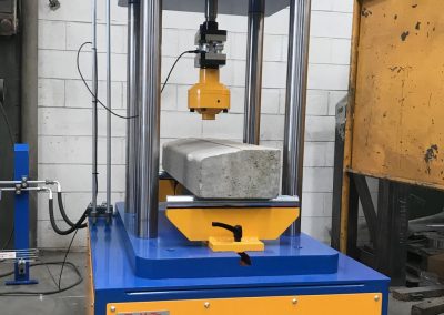 Laboratorinis betono gaminių gniuždymo presas, Skodas - betono gamybos įranga